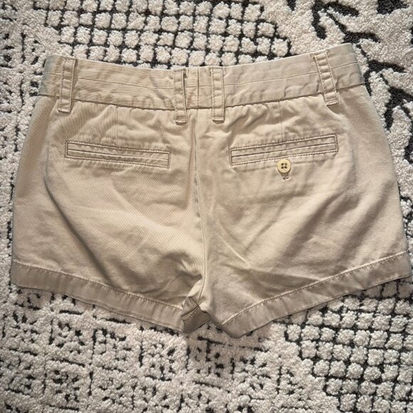 J. Crew Women's Weathered Broken-In Chino Shorts Khaki Size 00 EUC - Picture 2 of 7